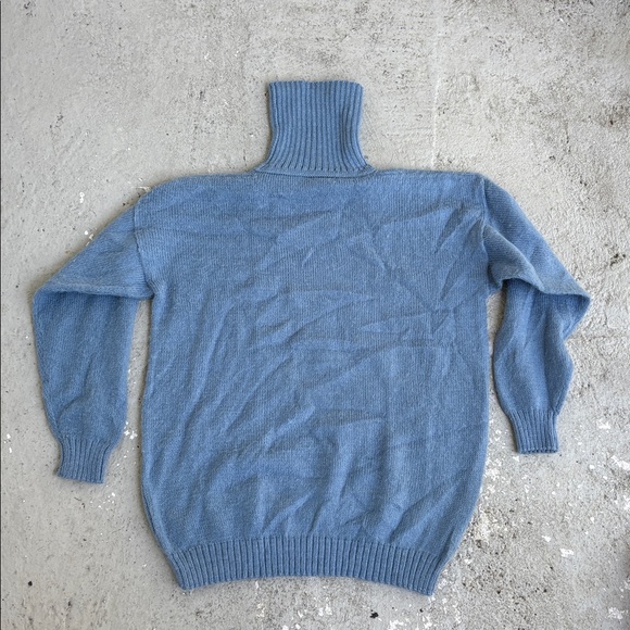 The little alpaca house turtleneck sweater - Picture 3 of 5